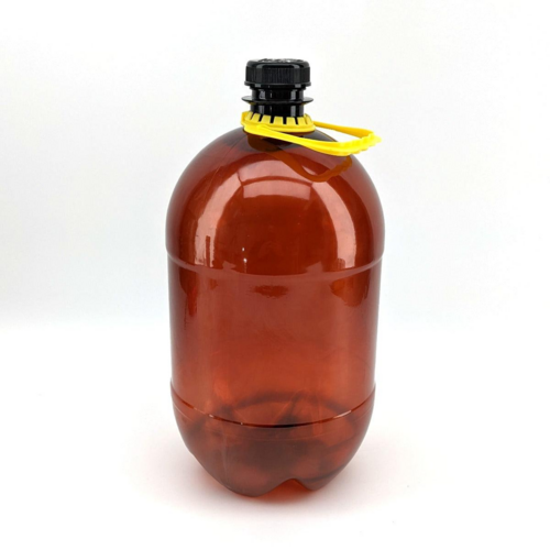Amber KegLand Oxebar Mono PET keg with black screw cap and yellow carry handle